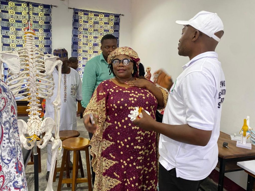 class inspection led by Mr. Fanfon